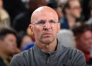 开云体育中国-包含独行侠成功逆转，主帅靠场上调整幸运逃过的词条