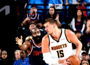 开云体育-詹姆斯在纽约的比赛中续约