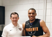 开云体育-包含职业球队签下新秀，引发球迷狂热的词条