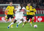 开云下载-包含奥格斯堡主场大败，保级形势岌岌可危的词条