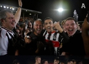 开云体育下载-包含曼联客场全取三分，前四席位争夺仍悬念重重的词条