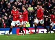 开云体育官网-曼联客场艰难取胜，足球风格备受赞誉的简单介绍