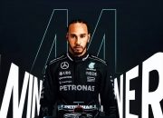 开云体育官网-法拉利险胜雷诺车队，汉密尔顿惊艳四座