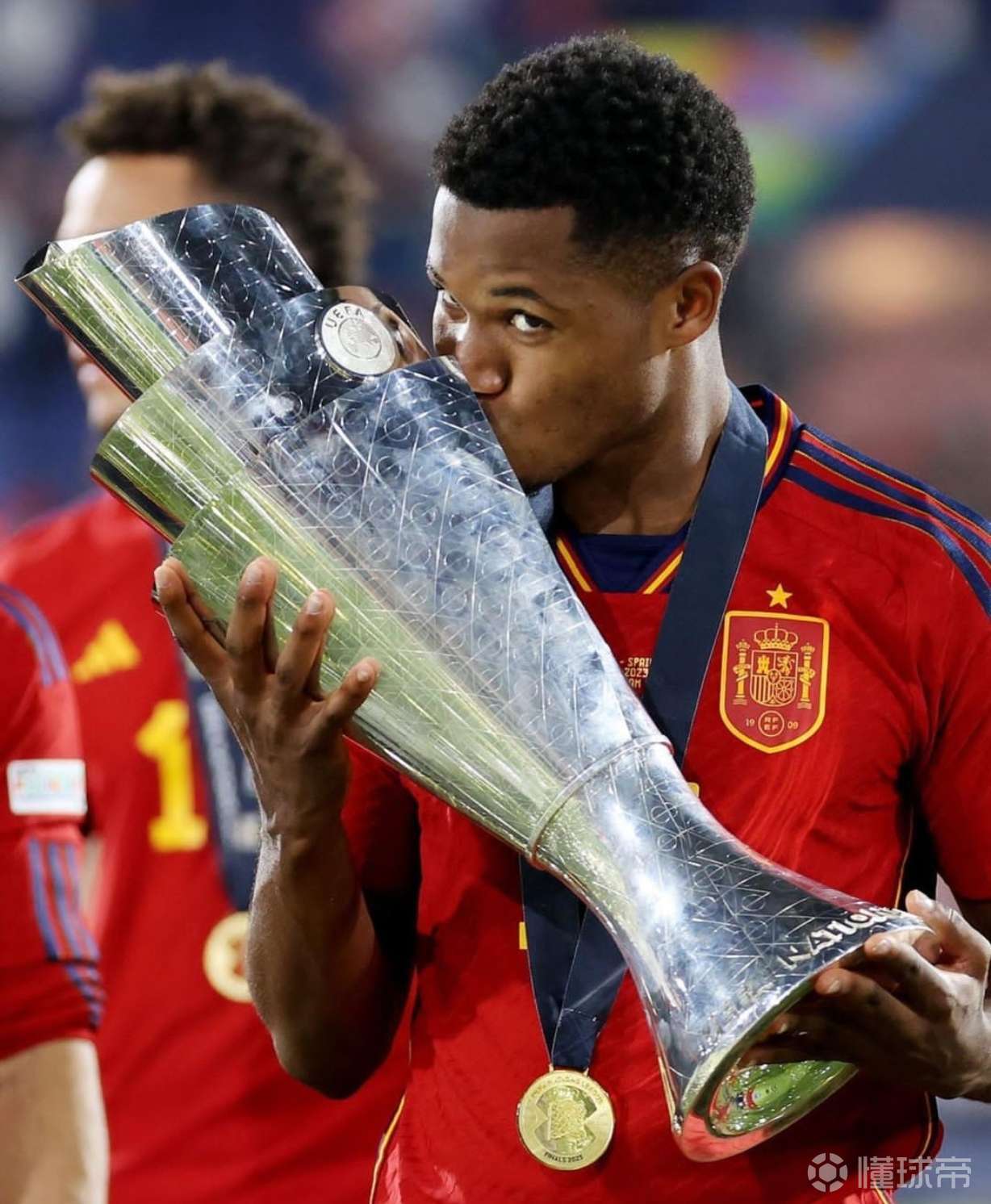 关于决赛即将打响！谁能捧起欧国联冠军奖杯？的信息