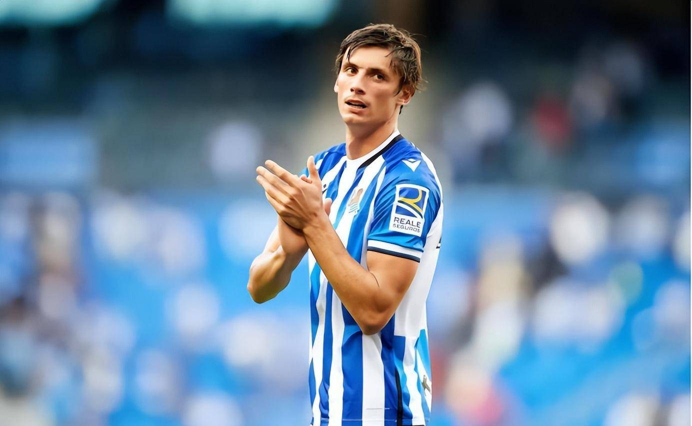 关于皇家社会中场休养，无缘周末比赛的信息