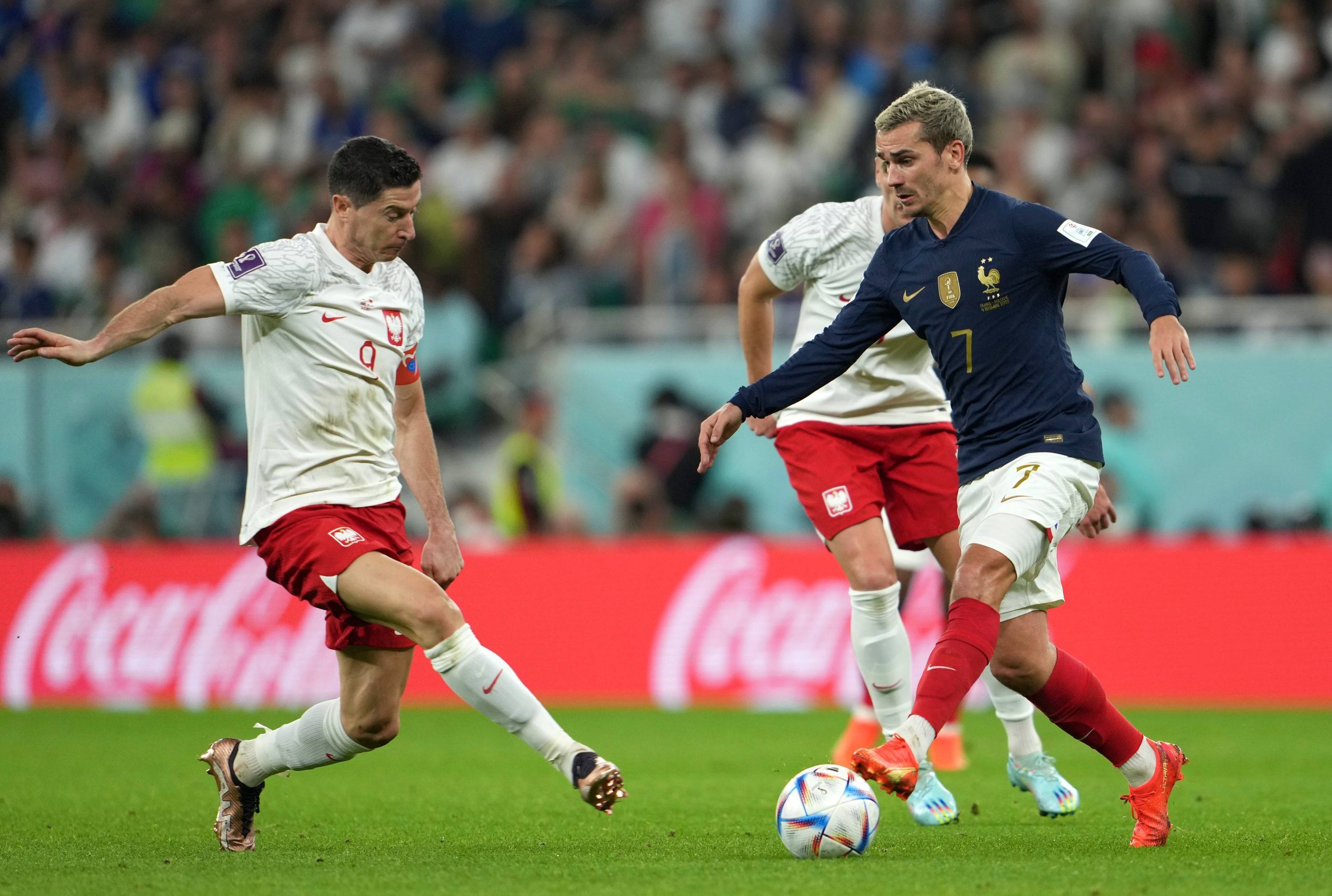 关于格列兹曼助攻进球，帮助球队锁定胜势的信息