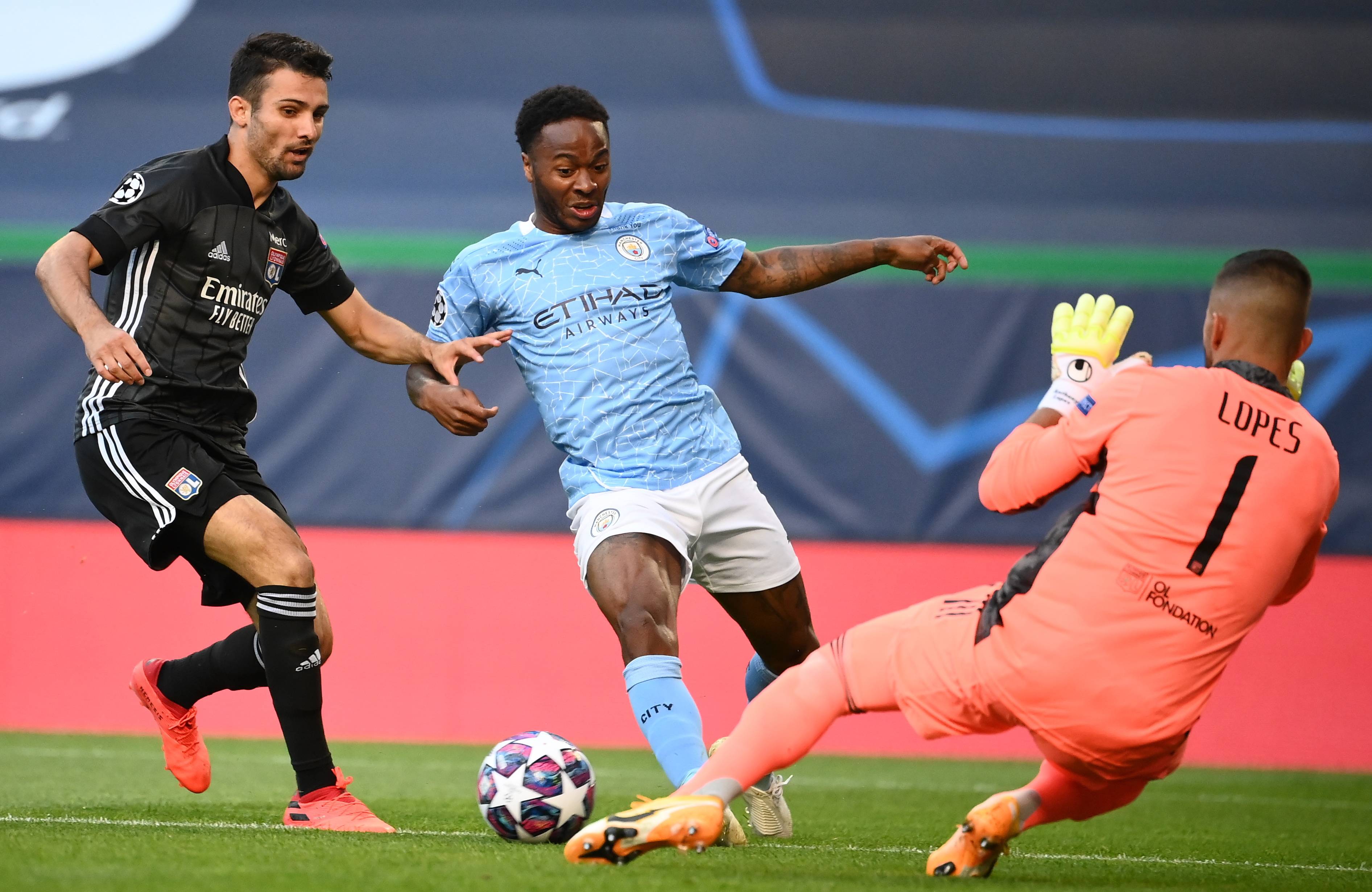 包含AC米兰狭胜泽尼特，零距离杀入世界足球联赛半决赛的词条