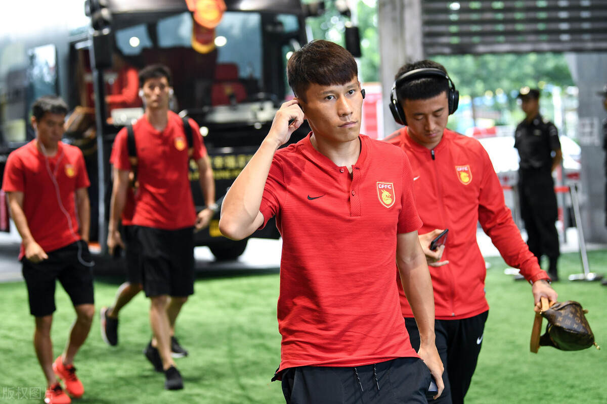 高洪波出任河北华夏幸福主帅，球迷期待新气象的简单介绍