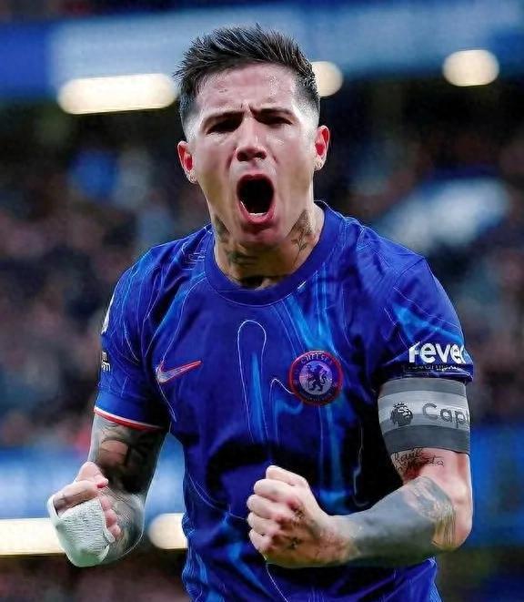 切尔西备战挑战马德里竞技的巨星 切尔西备战挑战马德里竞技的巨星