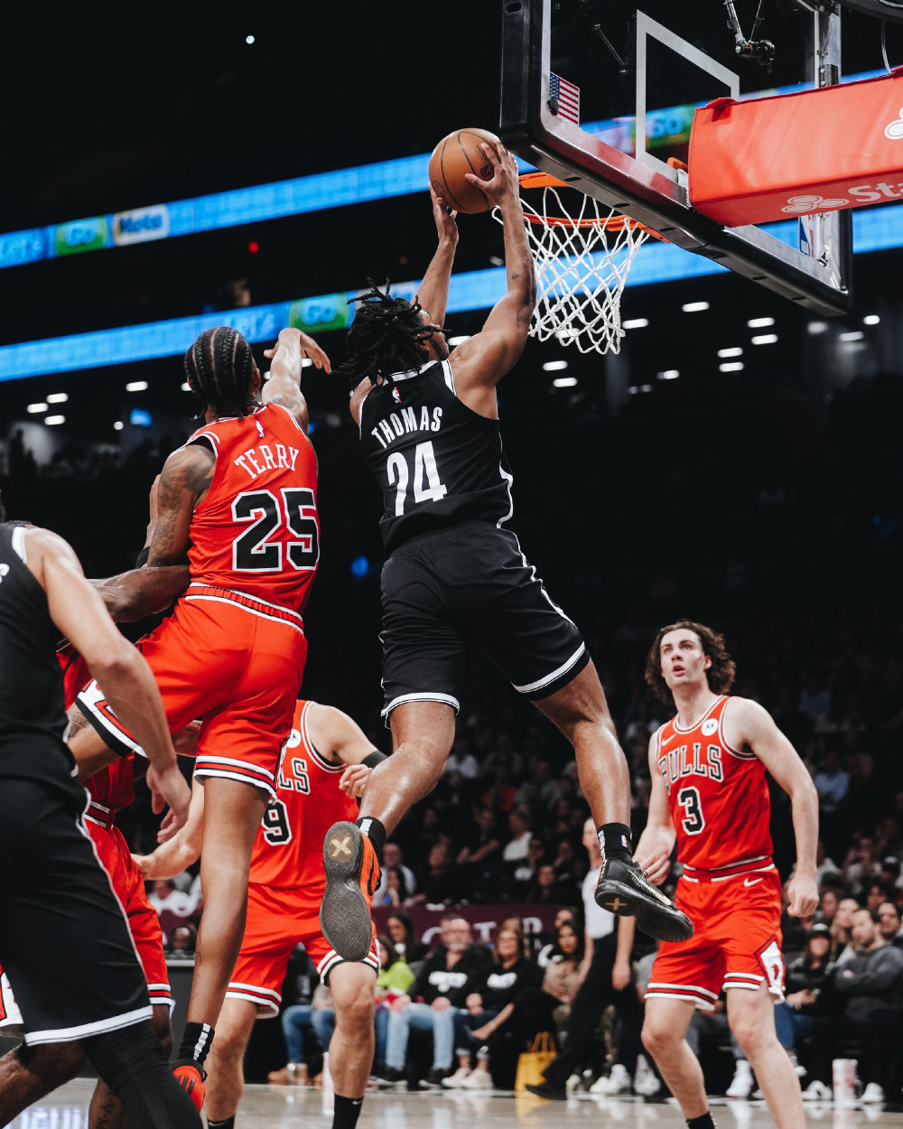 公牛队进攻打出高效表现，击败对手的简单介绍