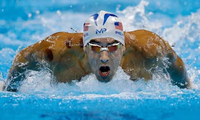 欧洲选手表现亮眼!游泳比赛场上竞争激烈 欧洲选手表现亮眼!游泳比赛场上竞争激烈