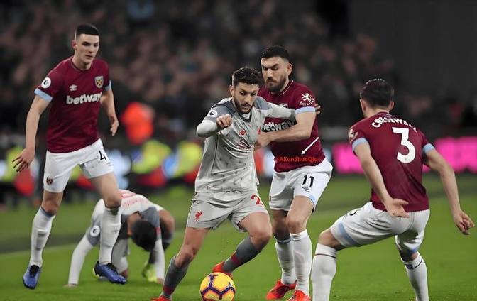 包含大比分胜利引爆赛场，球队士气高涨的词条