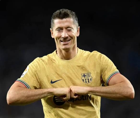 包含莱万多夫斯基梅开二度,波兰不敌荷兰的词条 包含莱万多夫斯基梅开二度,波兰不敌荷兰的词条