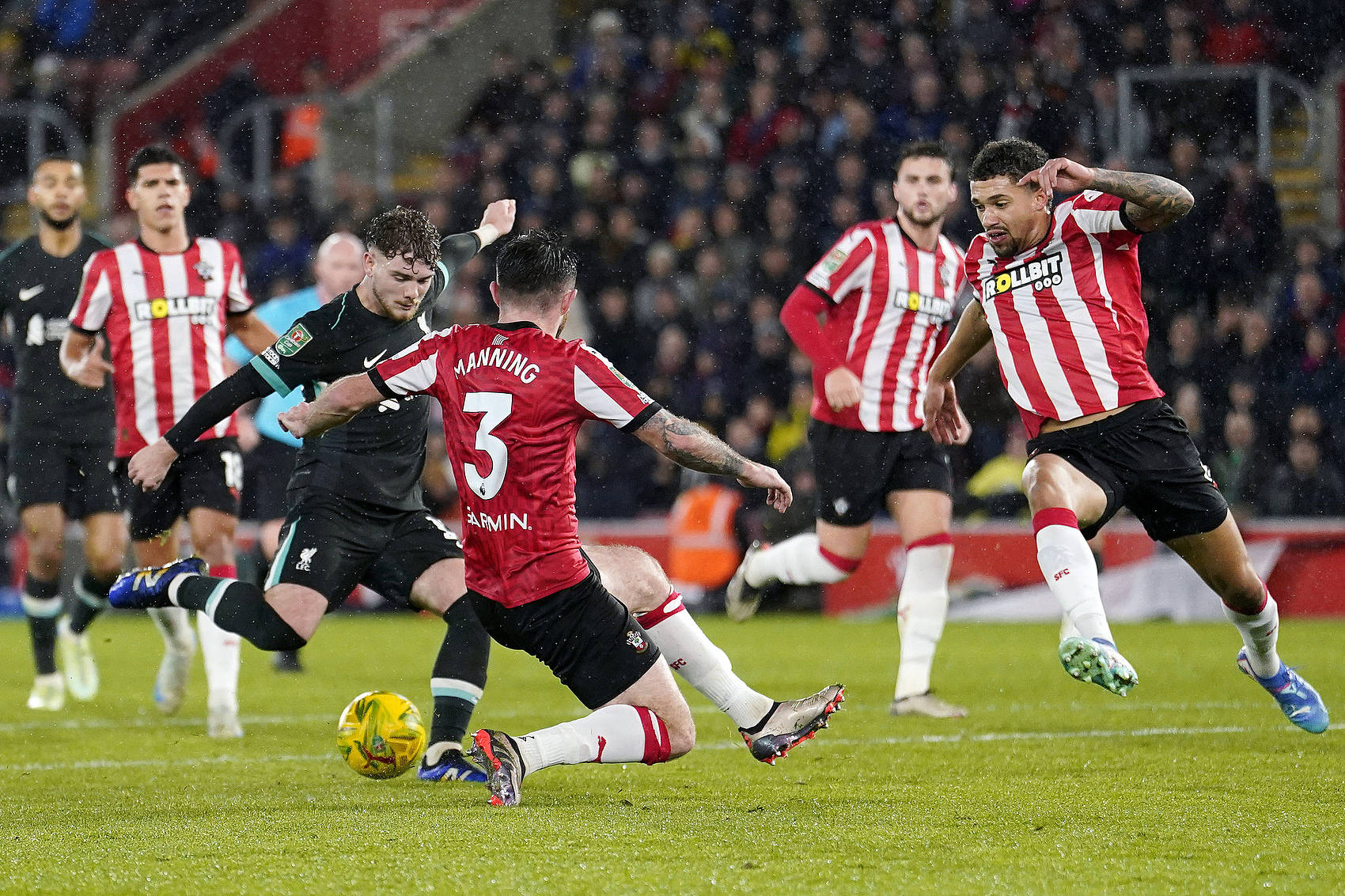 沃尔夫斯堡战胜对手,保级大计渐见曙光的简单介绍 沃尔夫斯堡战胜对手,保级大计渐见曙光的简单介绍