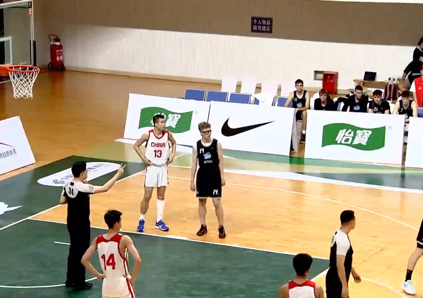 湖南篮球赛场上崭露头角