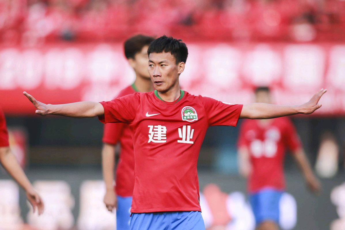 关于建业主场迎战华夏幸福:胜负难辨的信息 关于建业主场迎战华夏幸福:胜负难辨的信息