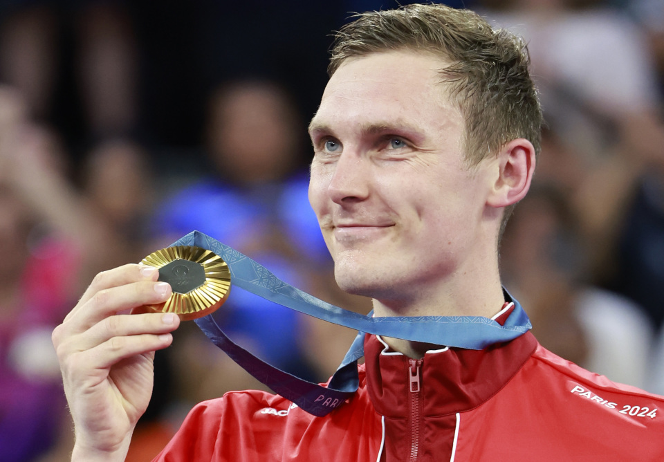 塞尔维亚羽毛球选手发挥出色,获得一枚金牌的简单介绍 塞尔维亚羽毛球选手发挥出色,获得一枚金牌的简单介绍