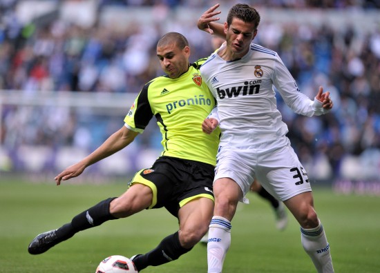 萨拉戈萨主场击败对手，豪取三分的简单介绍