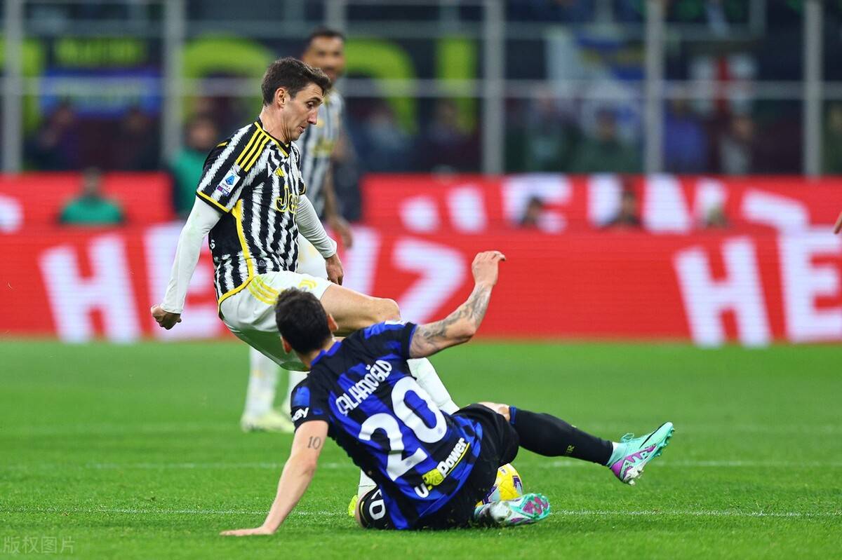 关于尤文图斯全队努力保卫主场领先的信息