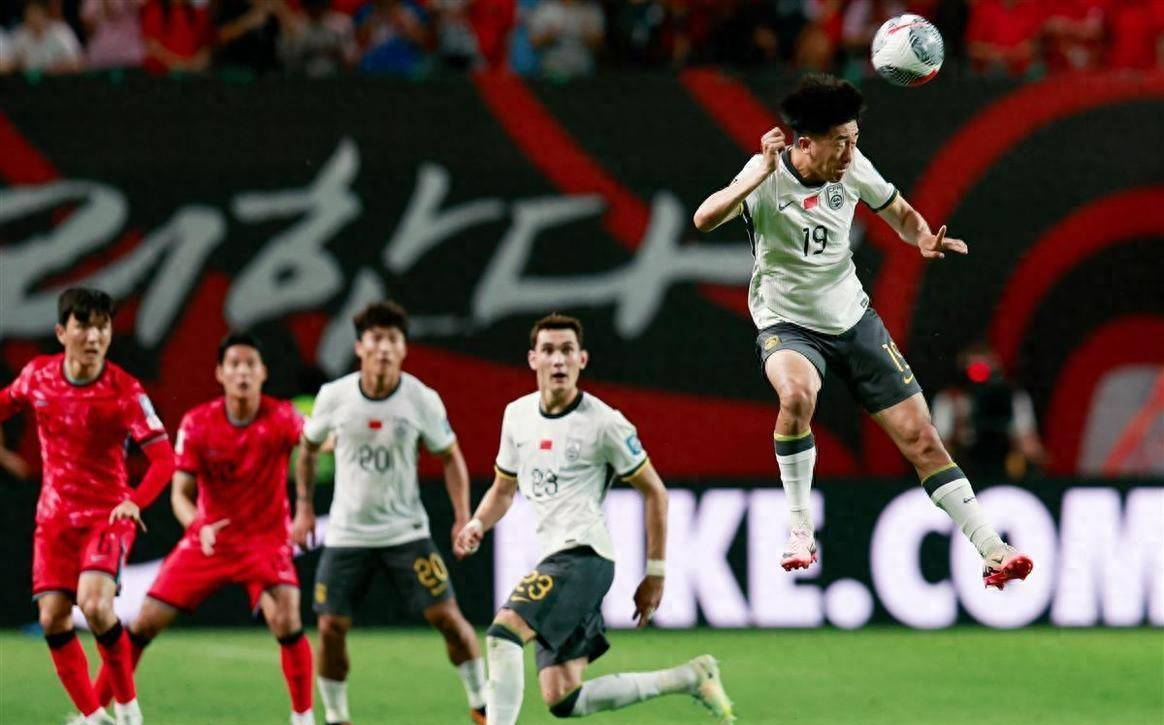 包含篮球世界杯预选赛火热进行，球风迅猛的词条