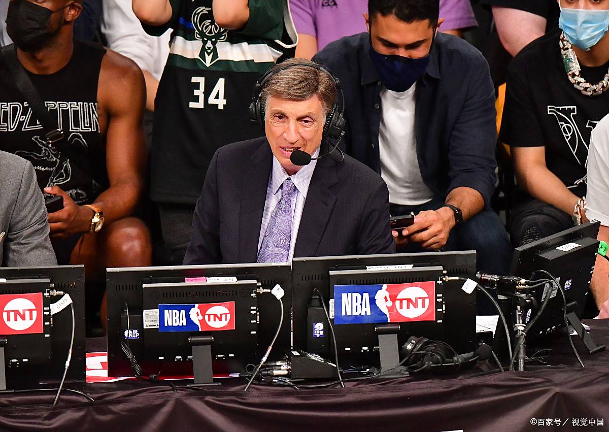 关于雄鹿队内部交流曝光,球员之间存在分歧的信息 关于雄鹿队内部交流曝光,球员之间存在分歧的信息