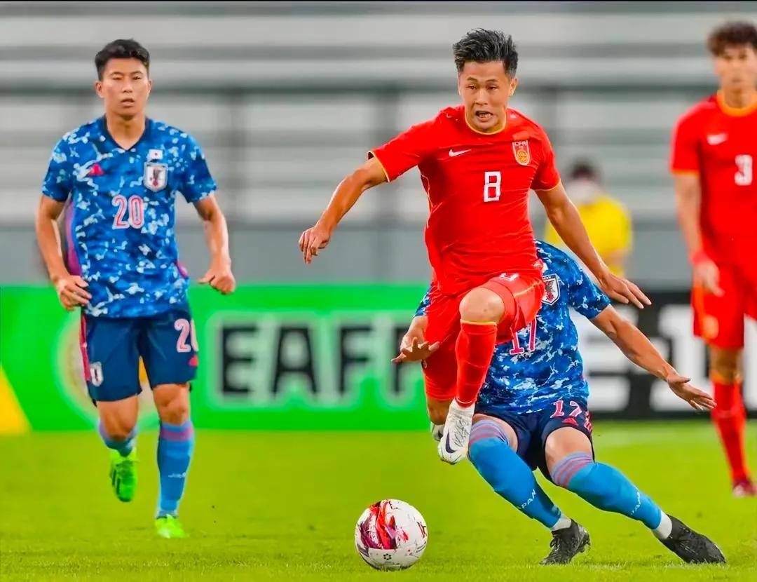 对决激烈!中国足球豪门大战精彩纪实 对决激烈!中国足球豪门大战精彩纪实