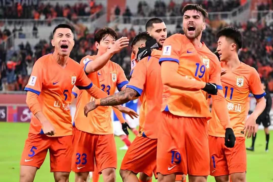 关于亚冠比赛实力对决突显，中东球队逐渐跻身强队行列的信息