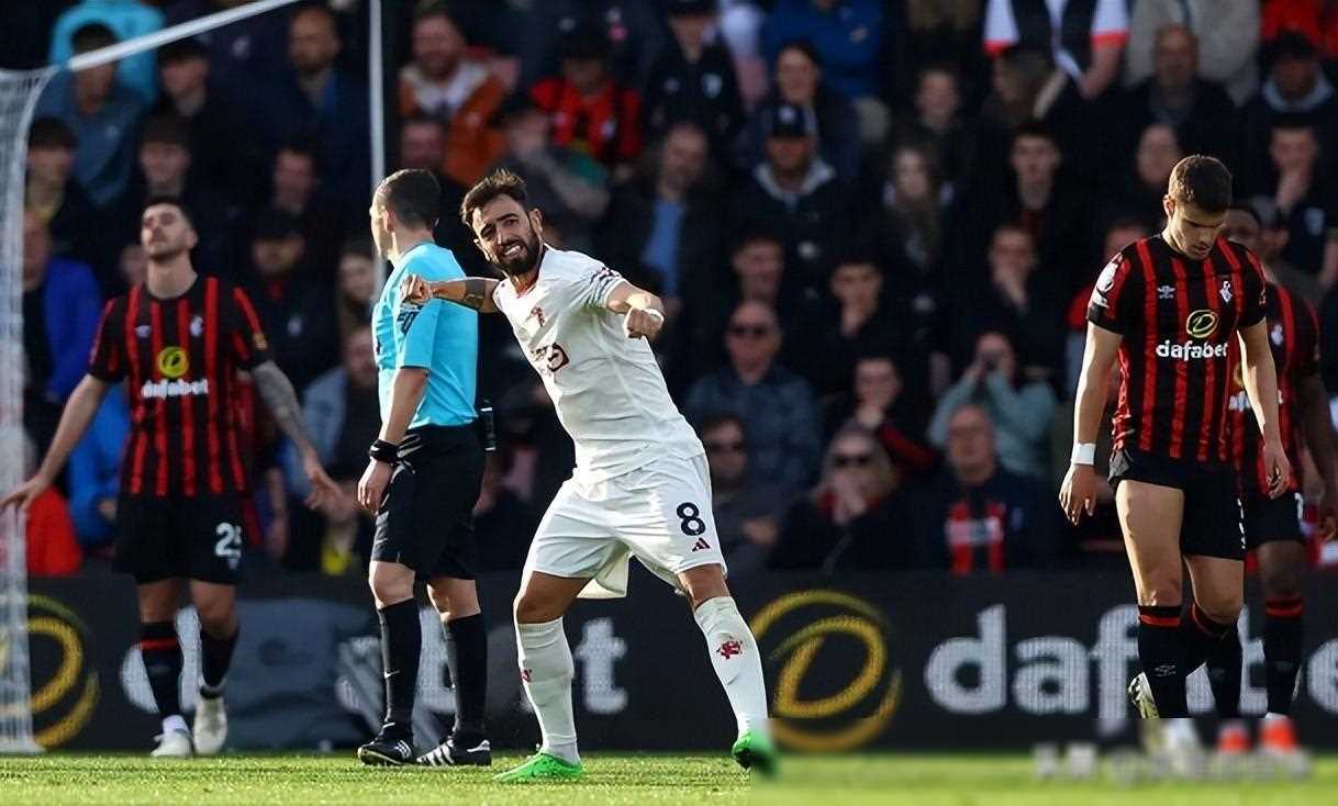 曼城客场逆转击败曼联，英超领跑优势扩大