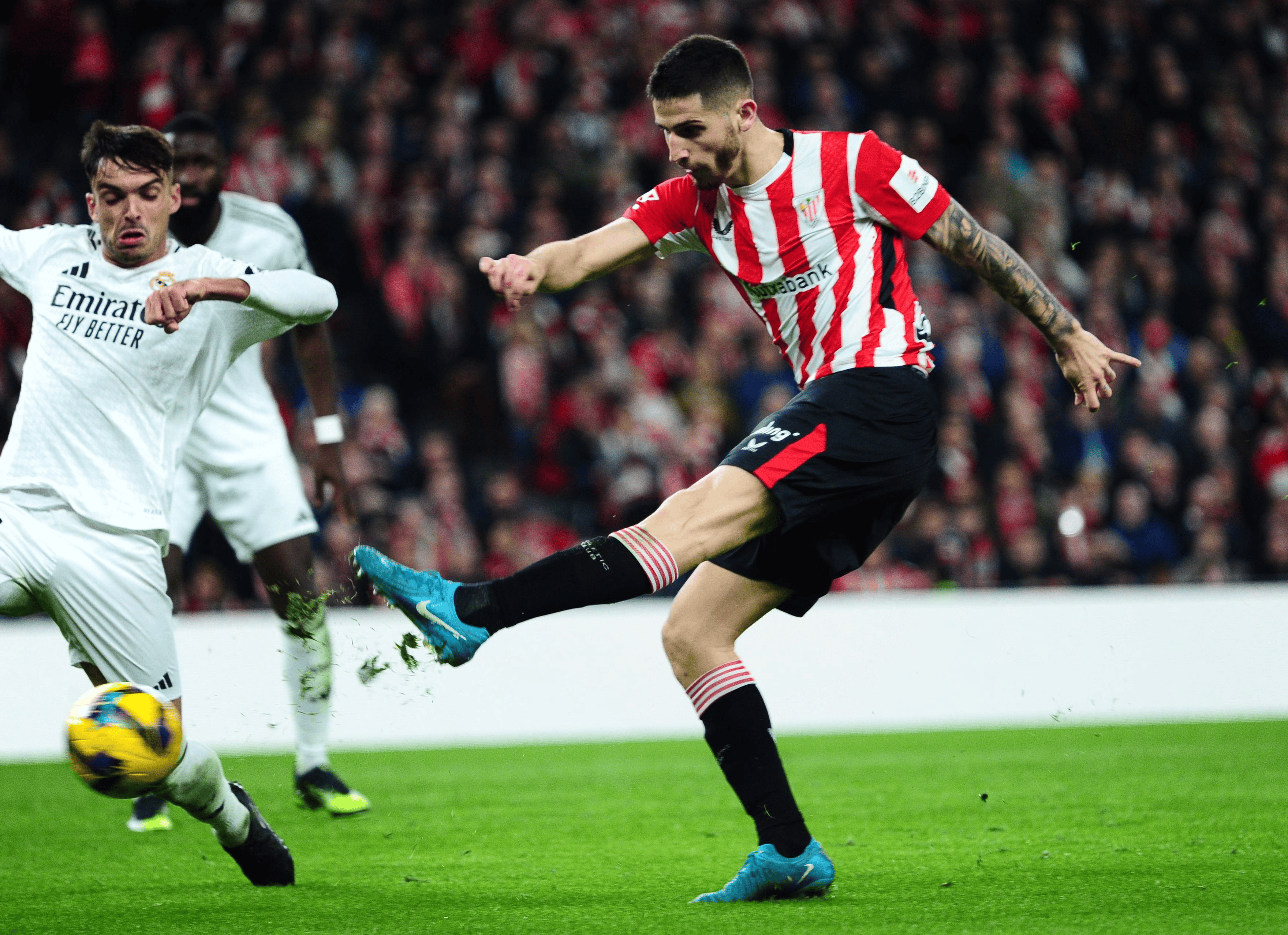 关于阿拉维斯遭遇主场惨败，战绩不佳的信息