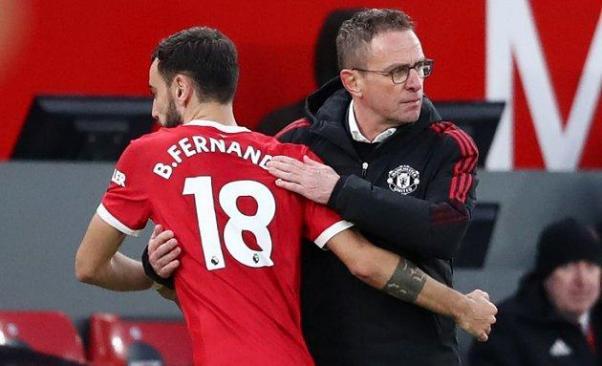 瓦特福德客场不敌曼城,保级困境艰难 瓦特福德客场不敌曼城,保级困境艰难