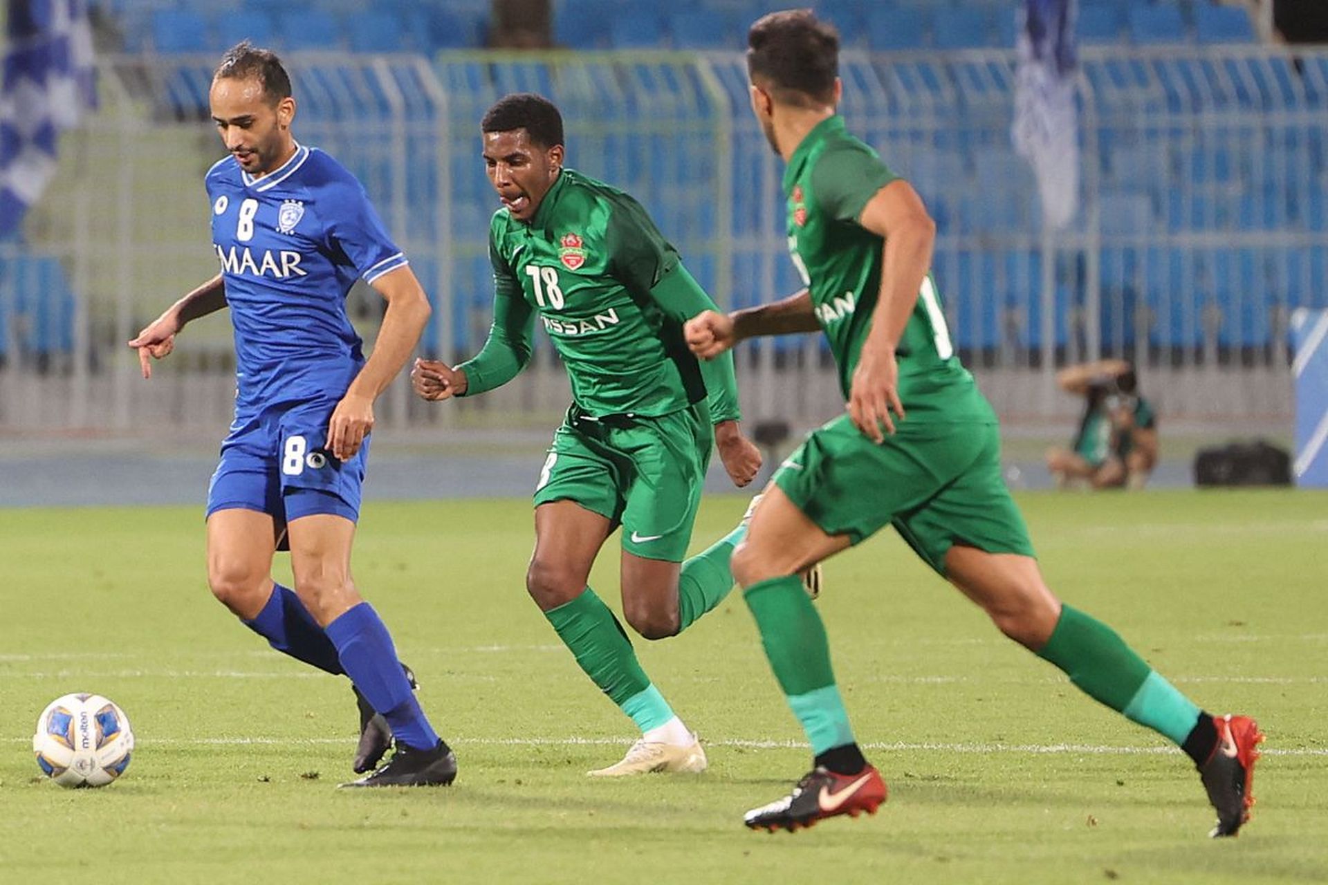 白俄罗斯队取得争议胜利，备受瞩目