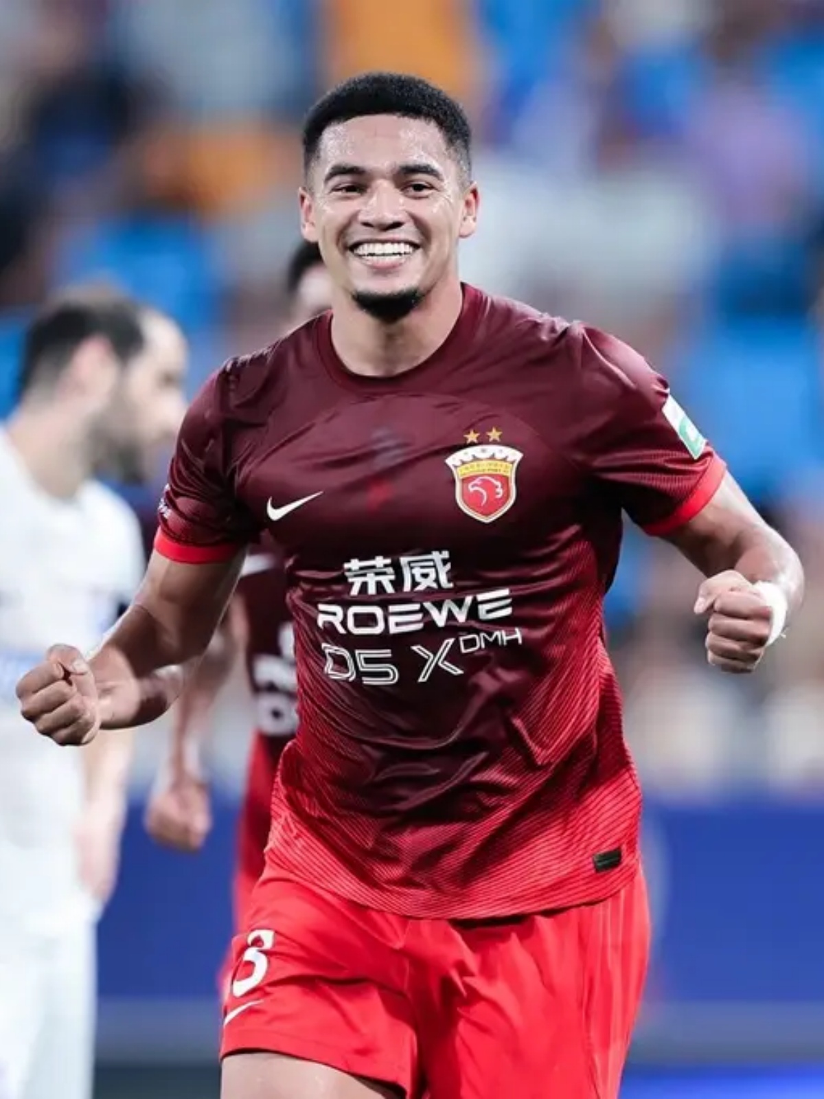 包含卡迪夫城战胜对手，展现强大比赛实力的词条