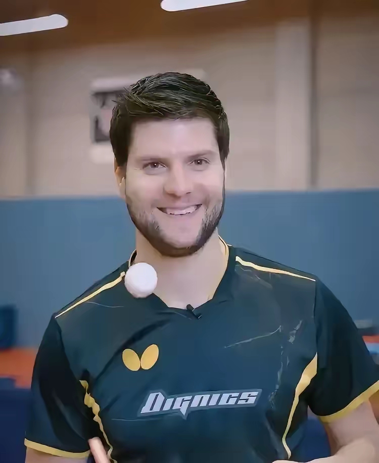 瑞典乒乓球队完胜英国乒乓球队，奥恰洛夫高光表现的简单介绍