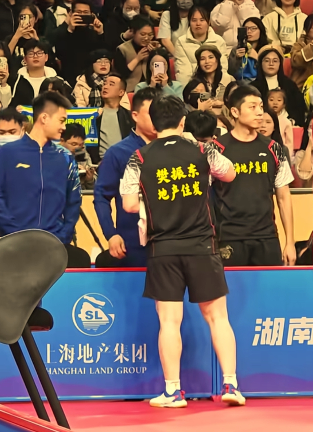 葡萄牙队险胜日本队，许昕统治全场